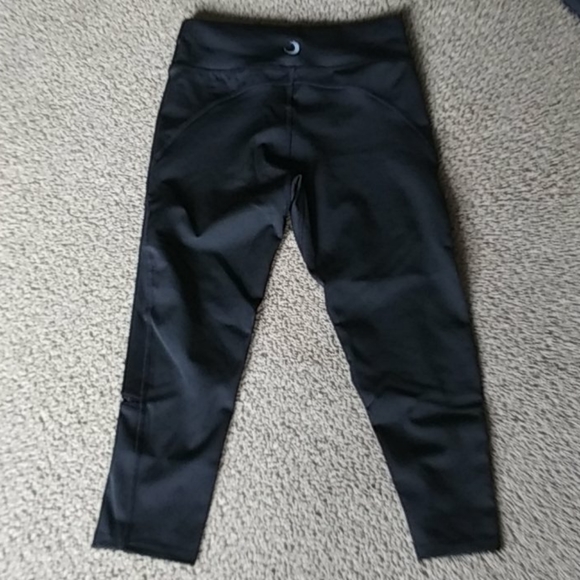 Capri Legging - Picture 4 of 4